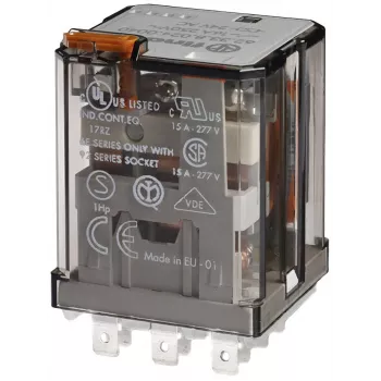 Finder 62.33.9.024.4300 relè da innesto 24 V DC 16 A 3 CO con LED e diodo