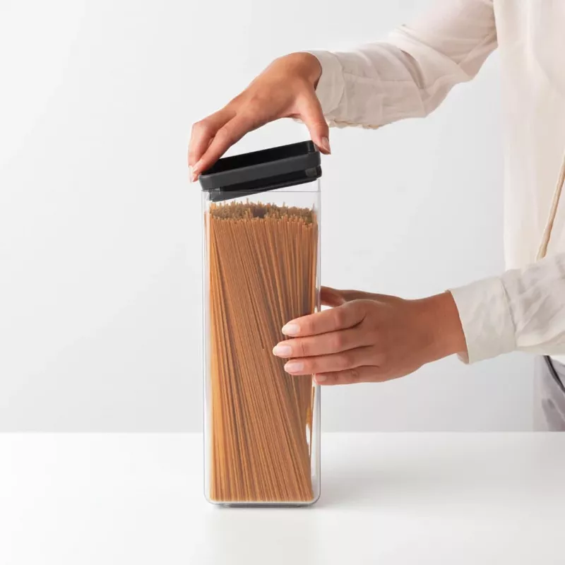 Contenitore quadrato per alimenti Brabantia 2,5L grigio scuro