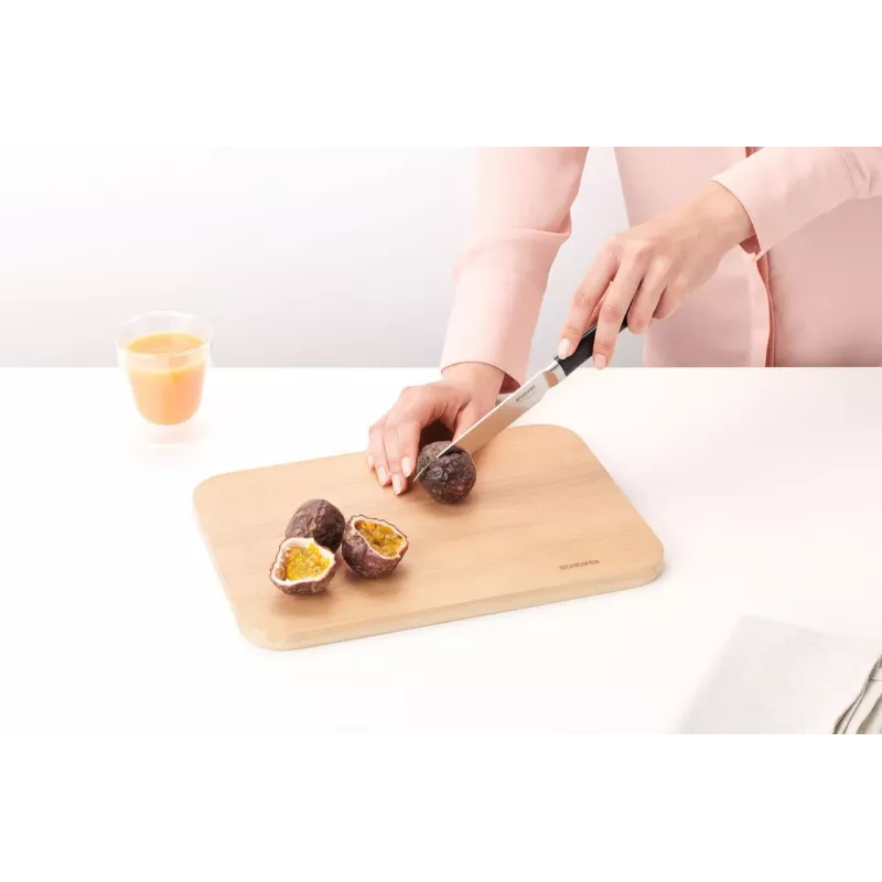 Brabantia tagliere medio in legno massello di faggio