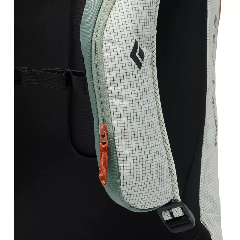 Zaino Black Diamond Dawn Patrol 15 S/M verde chiaro/nero