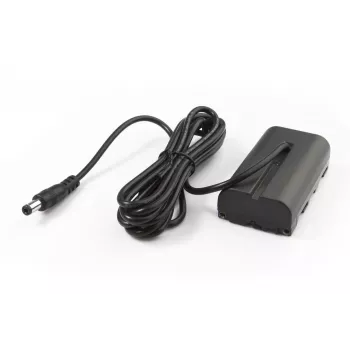 SWIT S-7500F batteria fittizia Sony NP-F con connettore DC e Pole-Tap