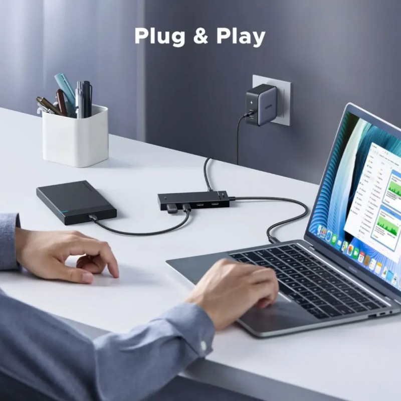 Ugreen hub USB-C a 4x USB-C 3.2 / 1x USB-C 100W PD CM806 nero