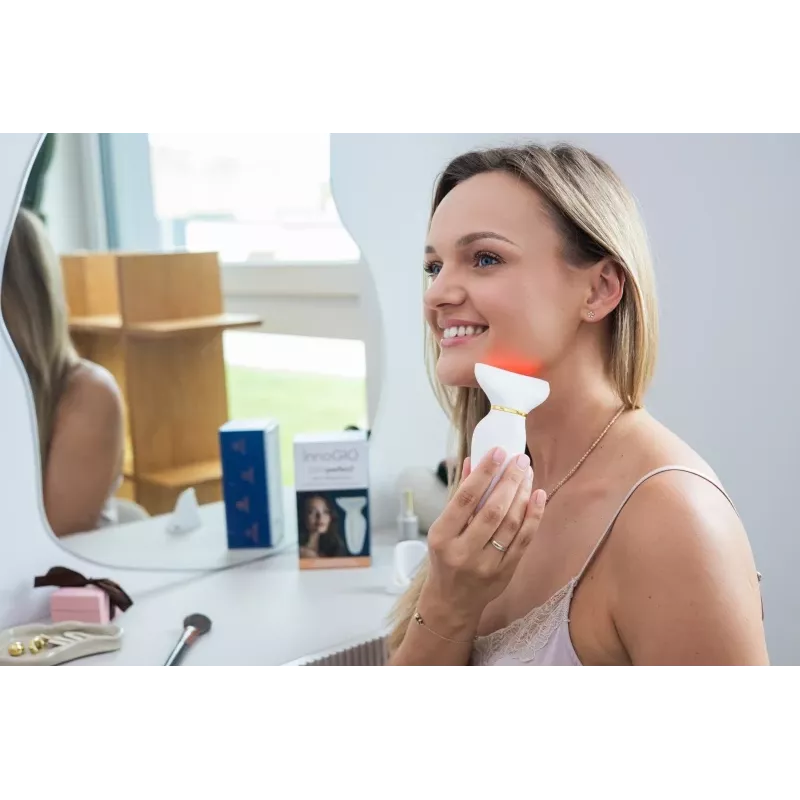 Innogio Gioperfect massaggiatore viso e collo con funzione lifting ed EMS GIO-735