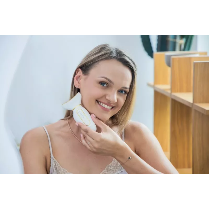 Innogio Gioperfect massaggiatore viso e collo con funzione lifting ed EMS GIO-735