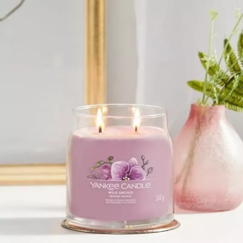Yankee Candle Wild Orchid candela, media