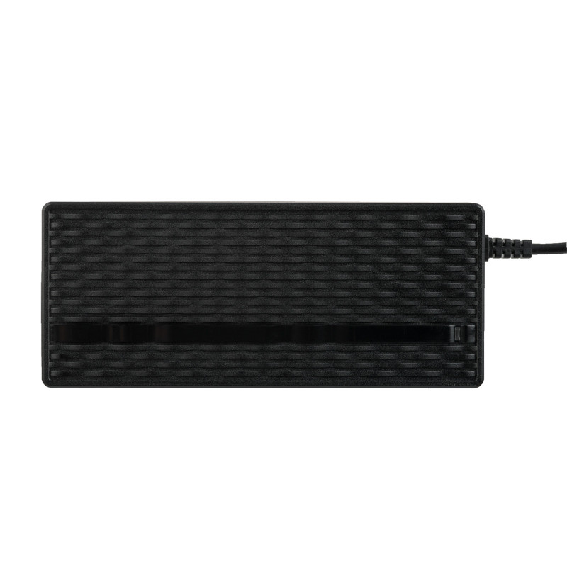 Akyga AK-EV-03 caricabatterie per e-bike e e-scooter con batteria da 36 V, 42 V / 2 A, 84 W, connettore maschio XLR 3 pin, 1 m