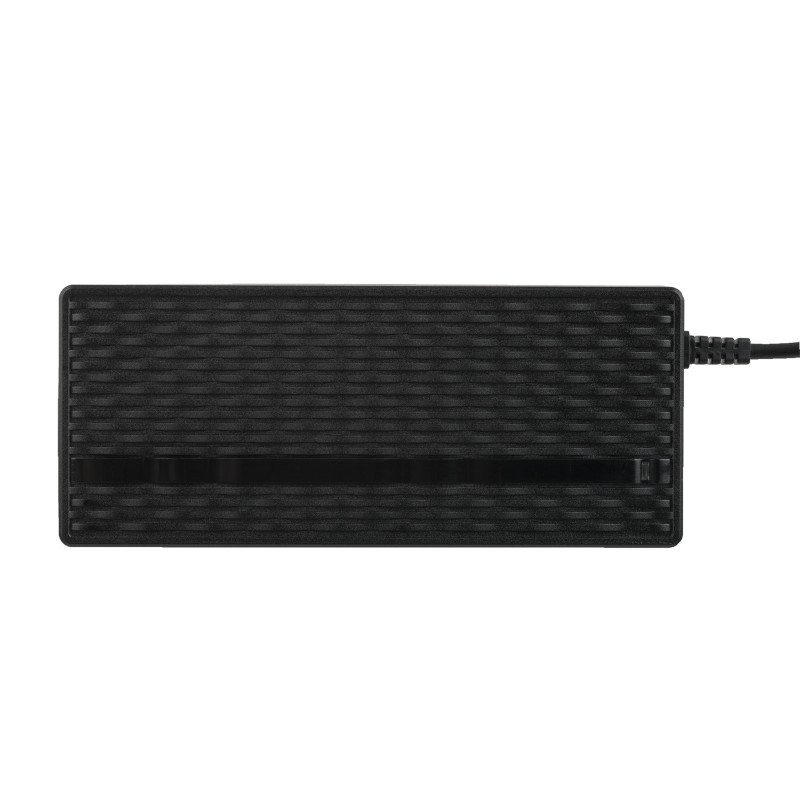 Akyga AK-EV-11 caricabatterie per e-scooter da 36 V, 42 V / 2 A 84 W, GX12 3 poli 9 mm, 1 m