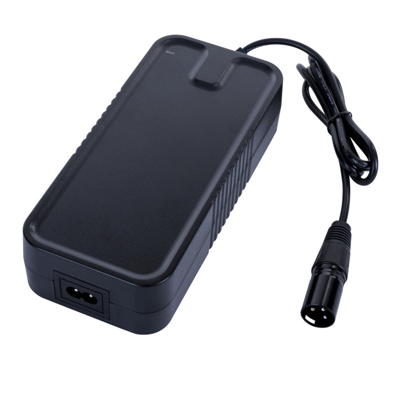 Akyga AK-EV-13 caricabatterie per e-bike da 36 V, 42 V / 4 A 168 W, XLR 3 poli (M), 1 m