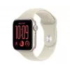 Apple Watch SE 3 orologio smart, GPS + Cellular, 44 mm, cassa in alluminio galassia, cinturino sport sabbia S/M