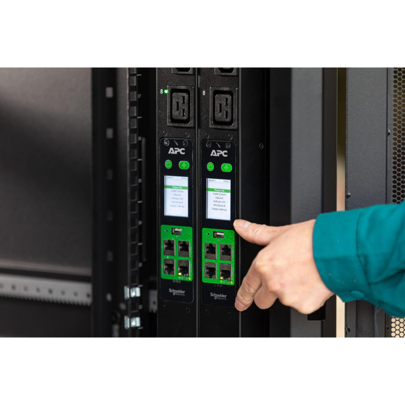 APC EasyPDU EPDU2216S unità di distribuzione dell'alimentazione rack commutabile, Zero U, 11 kW, 230 V, 21 x C13 e 6 x C19, IEC 309