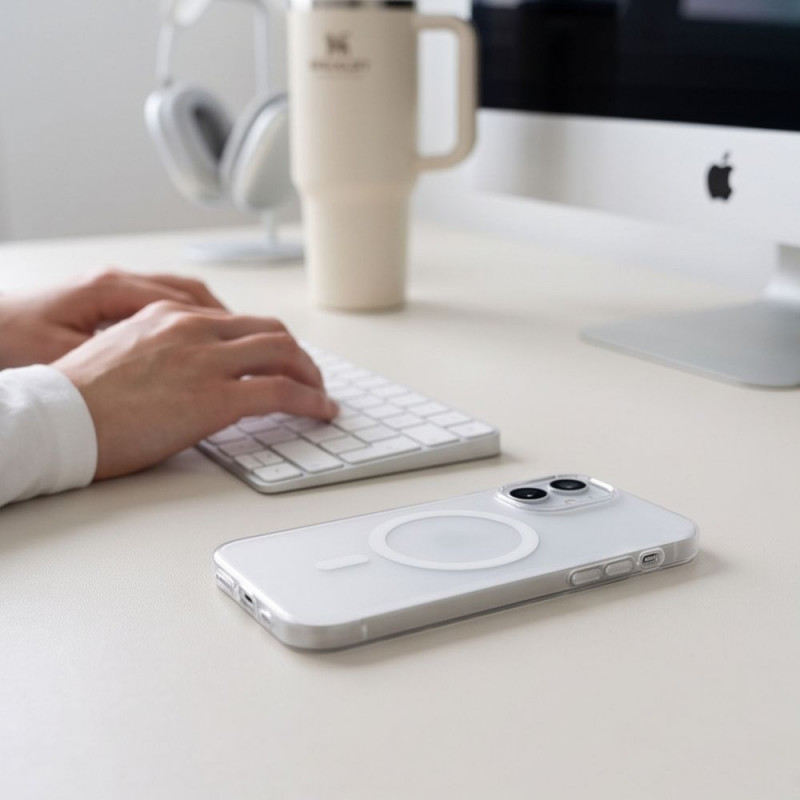 Tech-Protect MagZero MagSafe custodia per Apple iPhone 17, bianco opaco