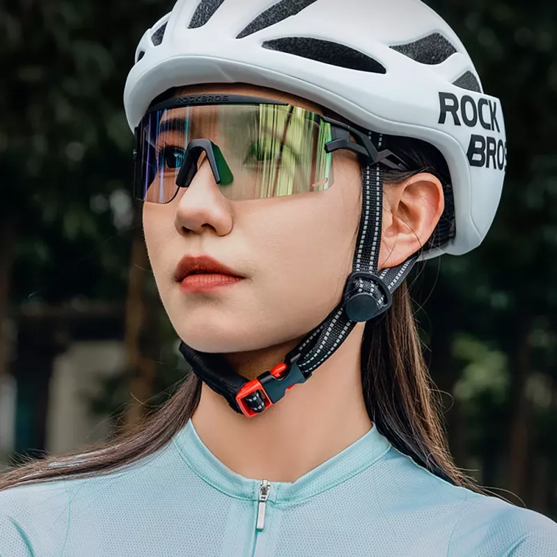 Occhiali da ciclismo fotocromatici Rockbros con protezione UV e inserto correttivo, neri