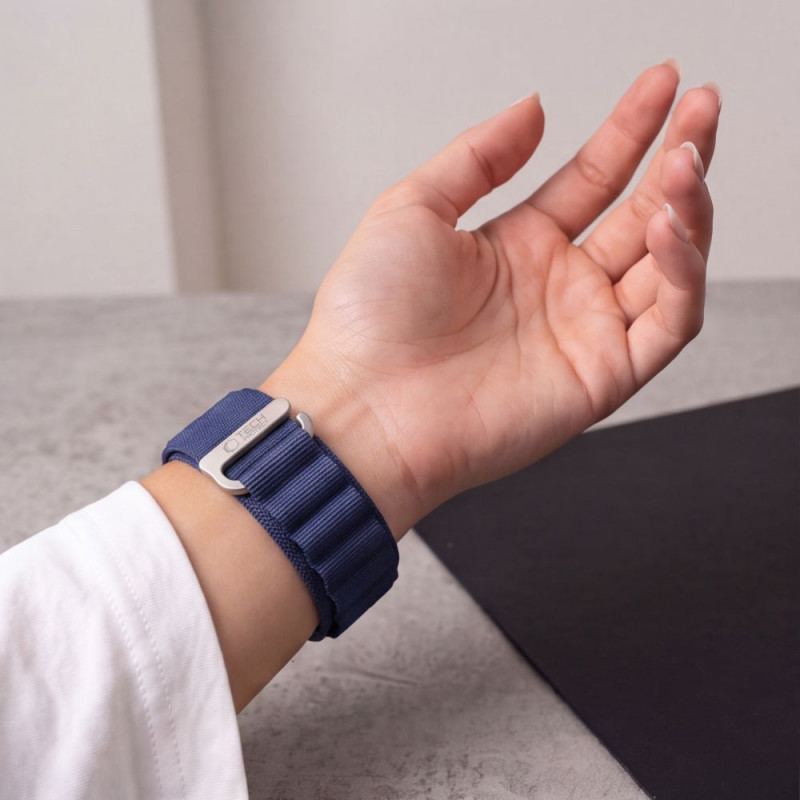 Cinturino per Apple Watch 8 / 9 / 10 / 11 / 12 / SE / Ultra 44/45/46/49 mm Tech-Protect Nylon Pro, blu navy