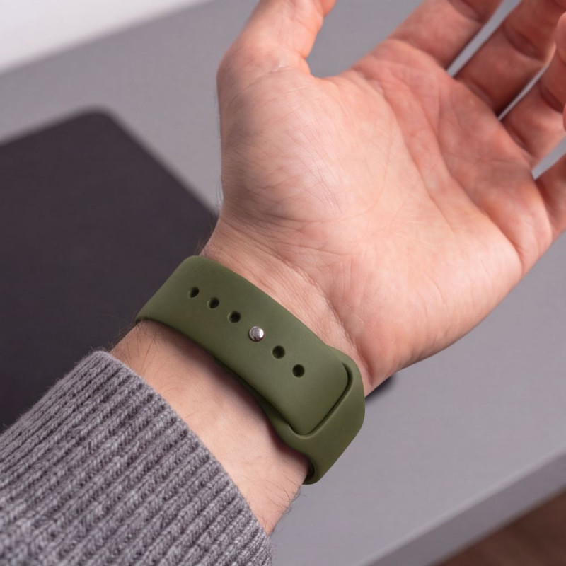 Cinturino in silicone Tech-Protect per Apple Watch 8 / 9 / 10 / 11 / 12 / SE / Ultra 44/45/46/49 mm, verde oliva