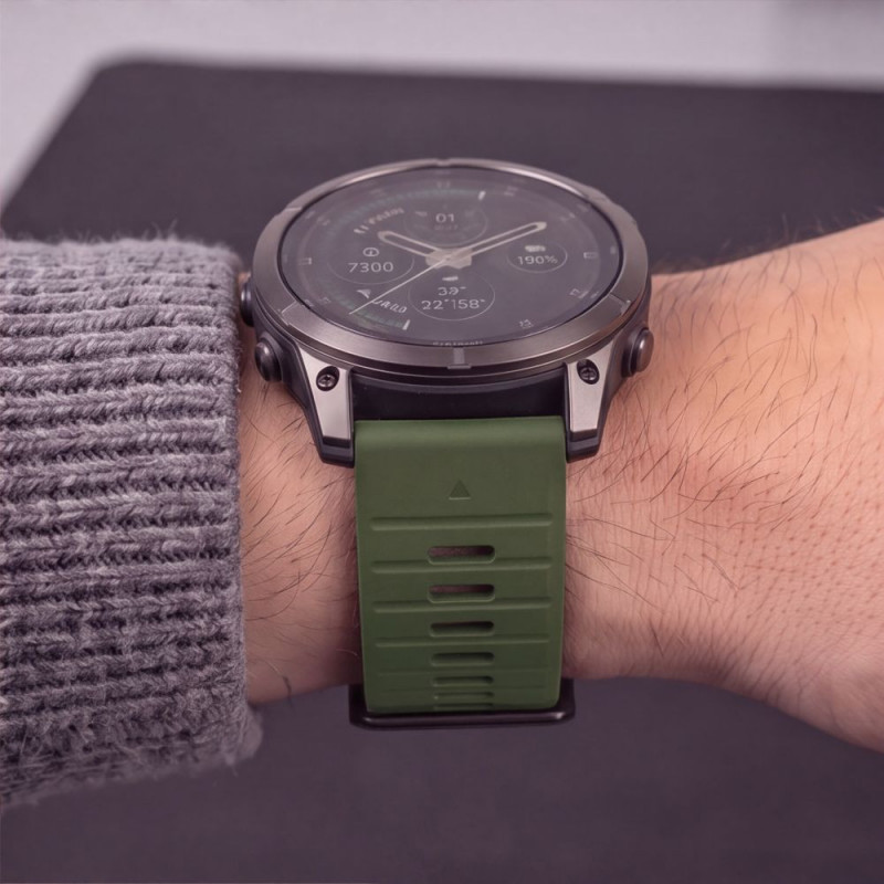 Cinturino in silicone Tech-Protect per Garmin Fenix 5 / 6 / 6 Pro / 7 / 8 / 8 Pro / E / 9 / 9 Pro 51 mm, verde militare