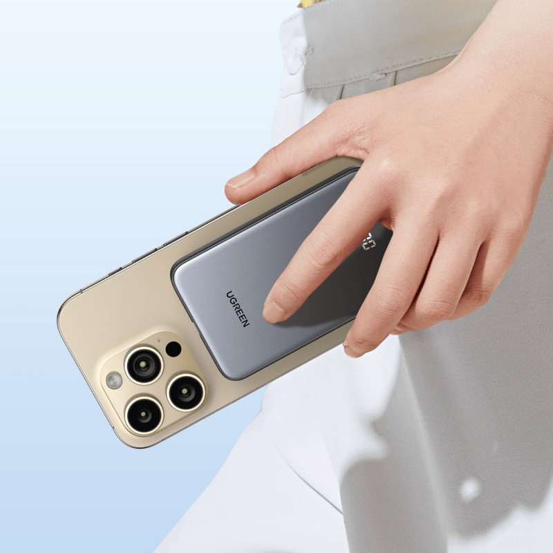 UGREEN PB526 Power bank 10000mAh 20W con cavo USB-C integrato