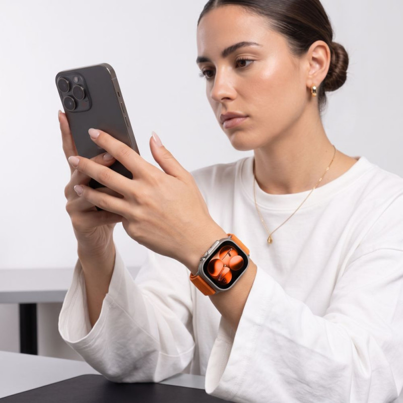 Cinturino per Apple Watch 8 / 9 / 10 / 11 / 12 / SE / Ultra 44/45/46/49 mm Tech-Protect Nylonloop, arancione