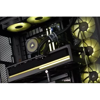 PC Actina AMD Ryzen 7 9800X3D 32 GB DDR5-SDRAM 2 TB SSD NVIDIA GeForce RTX 5080 Midi Tower nero