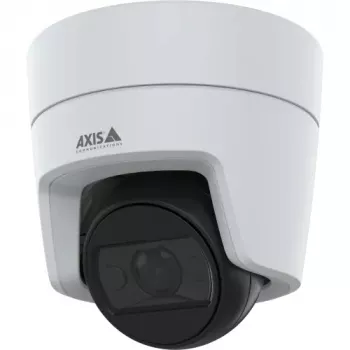 AXIS M3138-LVE telecamera dome esterna con IA, 8 MP, 4K UHD, PoE, IP66/IP67, IK10
