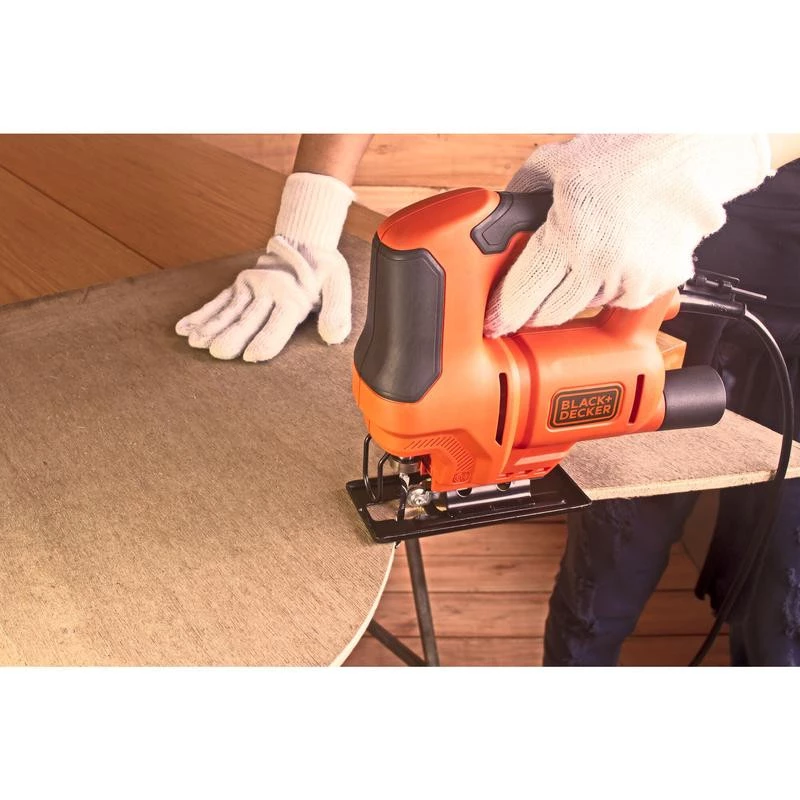 BLACK & DECKER BES603-QS seghetto alternativo 400 W