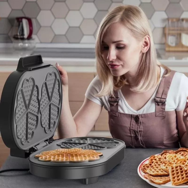 BLACK+DECKER BXFC3200E Macchina per waffle belga 1400 W – antiaderente, termostato regolabile, acciaio inox