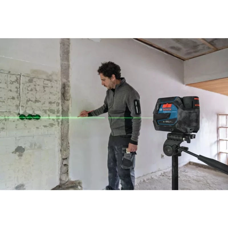 Bosch GCL 12V-50-22 CG Professional set laser combinato con supporto RM 20, treppiede BT 150, batteria 2,0Ah, caricabatterie e L-BOXX 0601066S01