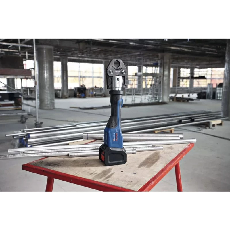 Bosch Professional GPT 18V-32 pressatrice a batteria (Bare Tool, 3 pinze standard SV, L-BOXX)