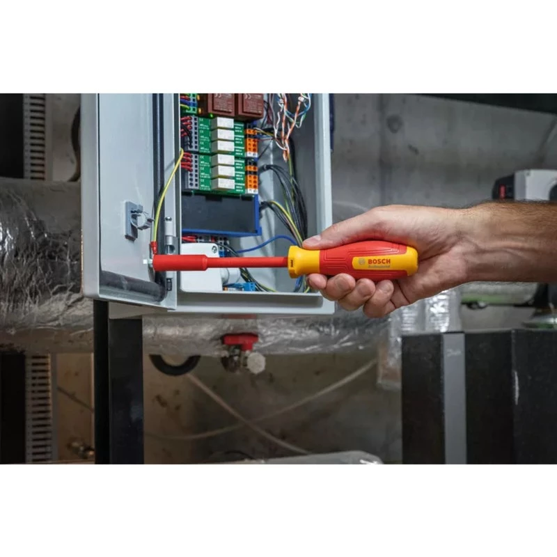 Bosch set di cacciaviti isolati VDE 1600A02NF3, 7 pezzi, taglio/punta a croce/Pozidriv, 1000V, IEC 60900