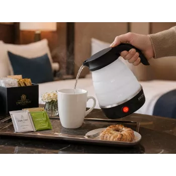 Brock WK 0904 BK bollitore da viaggio pieghevole 0,5L 500W, nero/bianco
