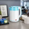 Brock WK 5521 WH bollitore elettrico 1,8L 1500W bianco/blu con base a 360°