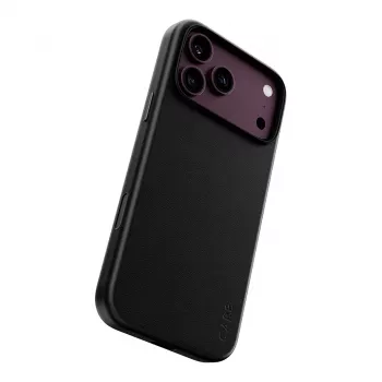 CARE by PanzerGlass Solo custodia in pelle vegana compatibile MagSafe per iPhone 17 Pro Max - nero