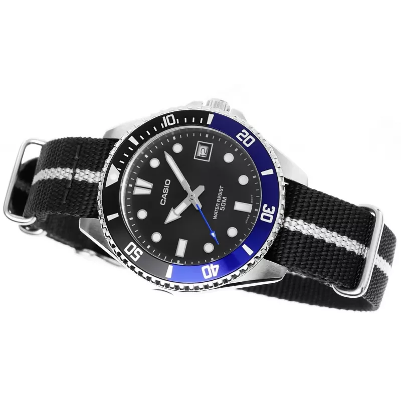 Casio MDV-10C-1A2VEF Orologio da sub da uomo nero acciaio inox resina