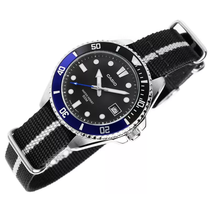 Casio MDV-10C-1A2VEF Orologio da sub da uomo nero acciaio inox resina