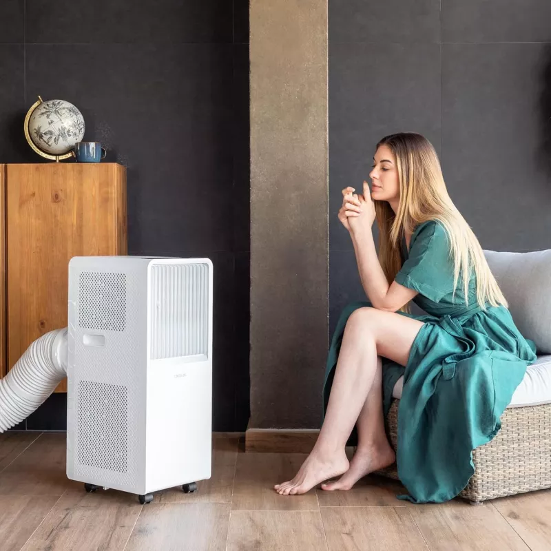Cecotec Climatizzatore mobile ForceClima 7550 Style Connected, 7000 BTU/h, bianco, Wi-Fi, telecomando