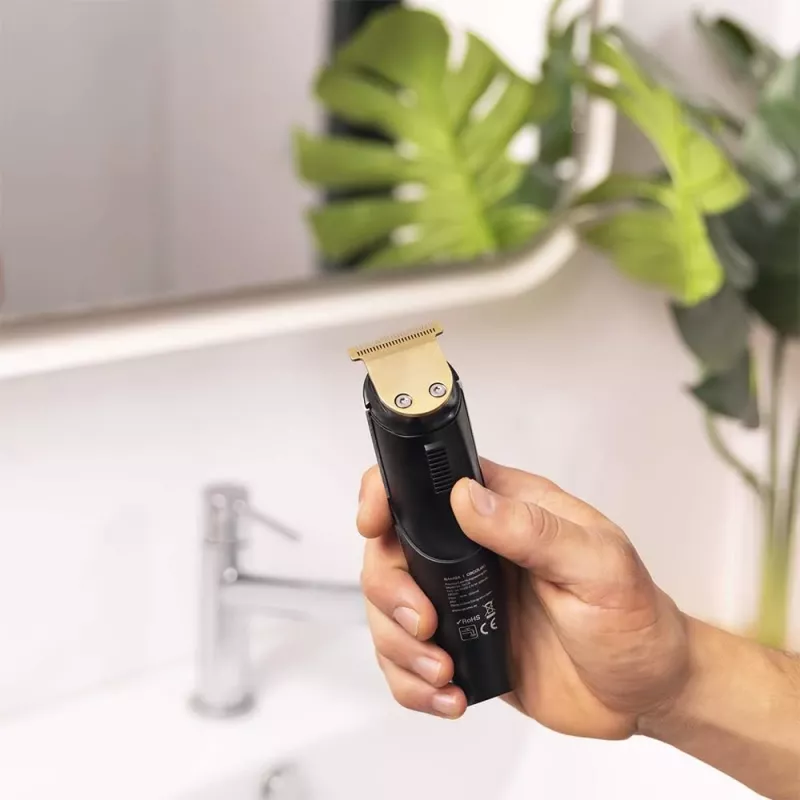 Cecotec PrecisionCare Pro trimmer 5 in 1 senza fili per uso a umido e a secco, 13 livelli di lunghezza, nero/argento