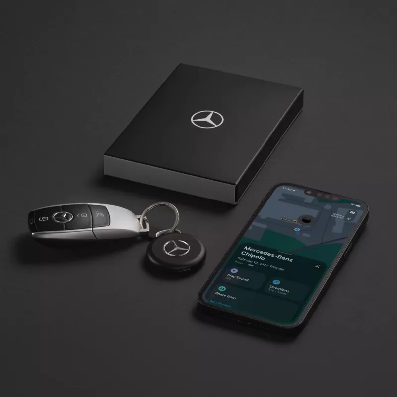 Chipolo LOOP Mercedes – tracker Bluetooth ricaricabile con cinturino in silicone per iOS e Android, nero