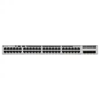Cisco Catalyst 9200L switch 48 porte PoE+ 4x10G uplink Network Essentials