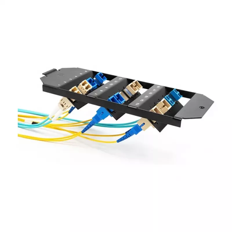 Delock supporto in fibra ottica per scatola a pavimento 18 porte per accoppiatori SC simplex / LC duplex nero (88163)