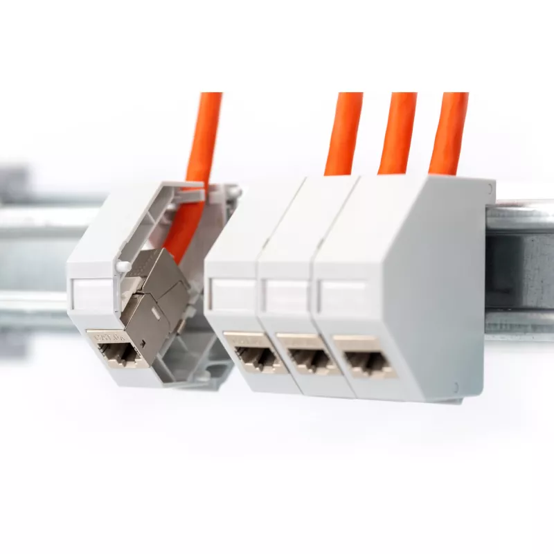 DIGITUS DIN-Schienen-Adapter per 1x Keystone-Modul, IP20