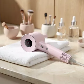 Asciugacapelli ETA Fenité Pastels 1600 W tecnologia ionica rosa chiaro con diffusore
