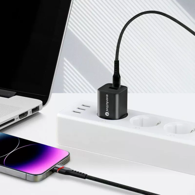 everActive CBB-1CIR cavo USB-C a Lightning RGB LED 1 m 27W PD nero