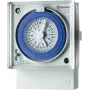 Finder 12.31.8.230.0007 Timer meccanico, montaggio su pannello frontale, 230 V AC, 1 contatto in scambio, 16 A, programma giornaliero, 48 segmenti, riserva di carica 100 h