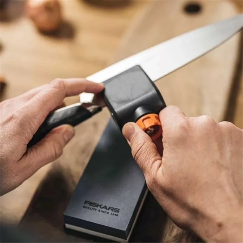 Fiskars Set di affilatura Premium - Pietra per affilare