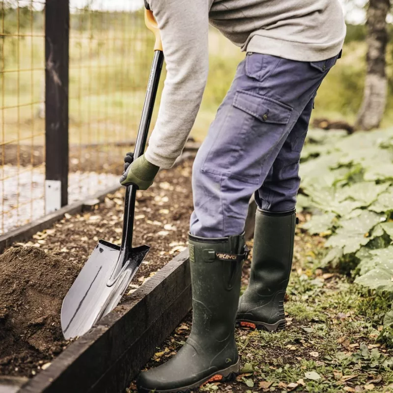 Fiskars Solid+ XL Vanga con lama affilata e manico a D in acciaio, lama in acciaio borurato, 1250 mm