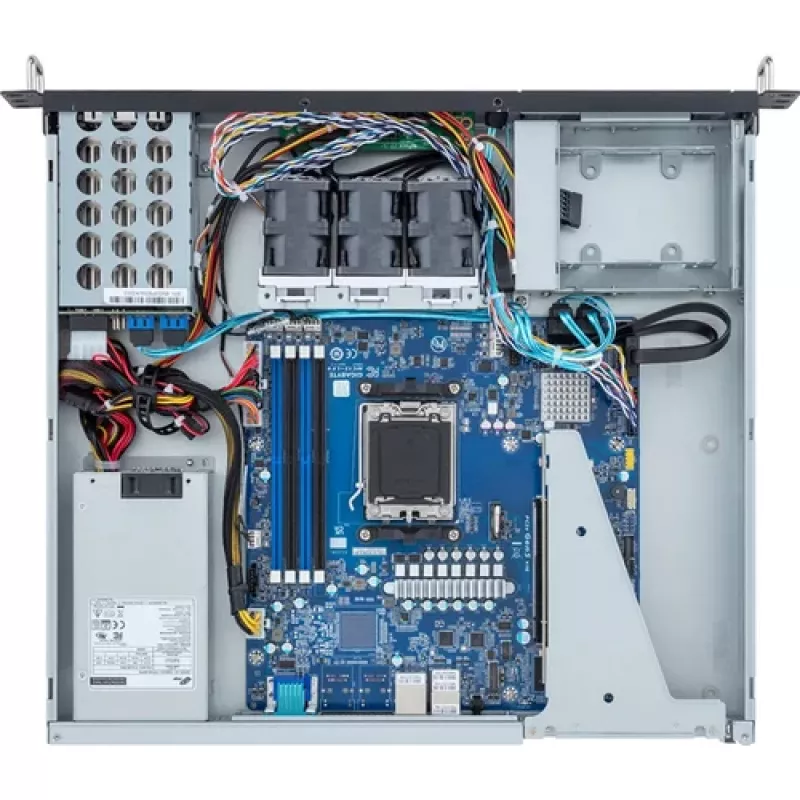 GIGA COMPUTING Gigabyte R113-C10-AA02 1U Rackmount Server Barebone, AMD EPYC & Ryzen (Socket AM5), 4x 2,5 pollici, 400W