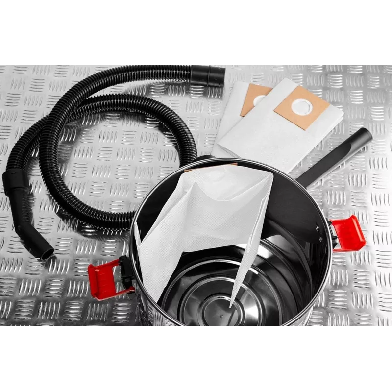 Graphite 58GE124 aspira liquidi e solidi in acciaio inox 30L con presa per utensili, 1500W