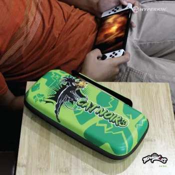 Hyperkin M07541-MTCN Custodia rigida, verde, multicolore, PEVA, per Nintendo Switch Lite, antiurto, idrorepellente, borsa