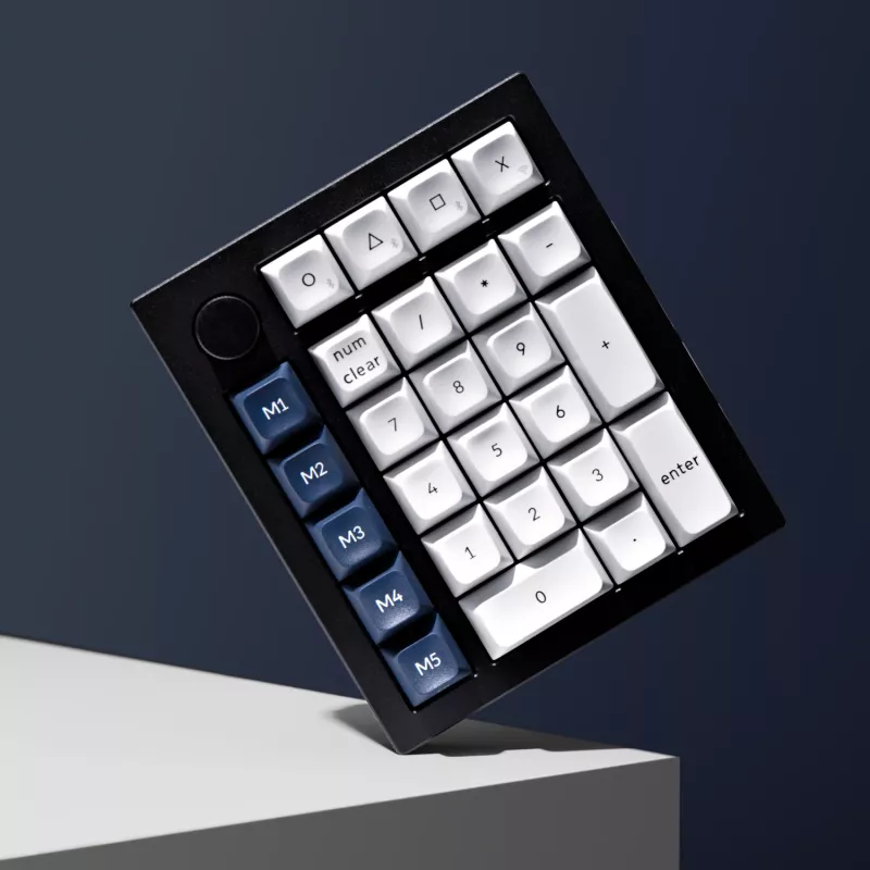 Tastierino numerico custom wireless Keychron Q0 Max QMK Gateron Jupiter Banana RGB Shell bianco