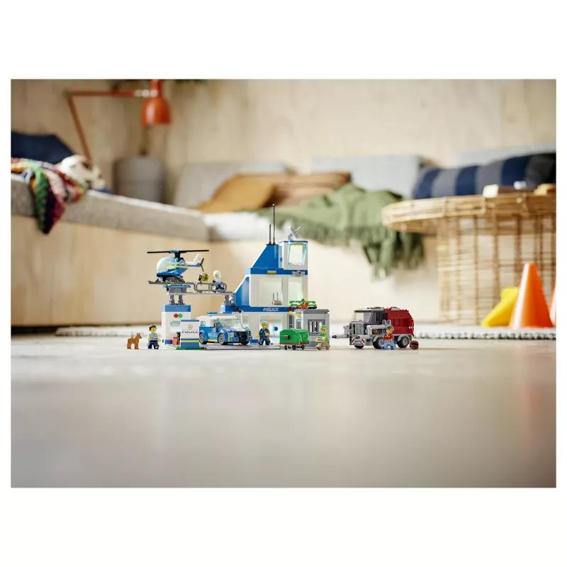 LEGO City set di costruzione stazione di polizia 60316