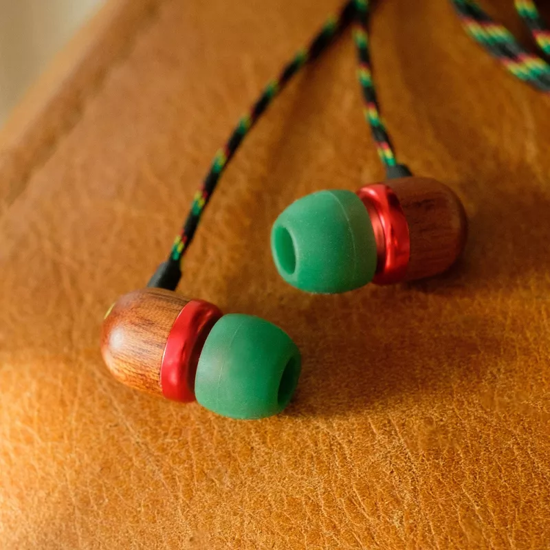 Marley Smile Jamaica auricolari in-ear con filo con microfono e USB-C, driver da 9 mm – Rasta (EM-JE042-RA)